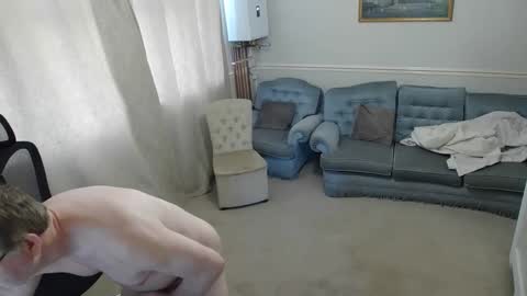 hugedick1965 online show from April 2026 01:52:01 PM