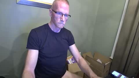 CAROLINA TIM online show from February 2026 01:06:02 AM