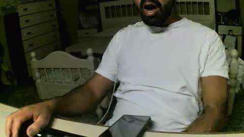 hugeveiny online show from November 2025 05:25:01 PM