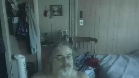 lonely huggy bear online show from March 2026 01:37:01 PM