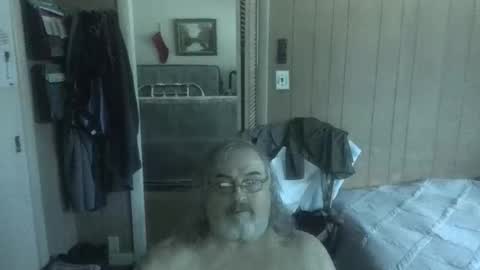 Snapshot of huggybear566 chatting on June 2026 03:23:01 PM lonely huggy bear online show from June 2026 03:23:01 PM