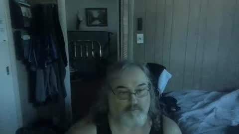 lonely huggy bear online show from July 2026 01:15:02 PM