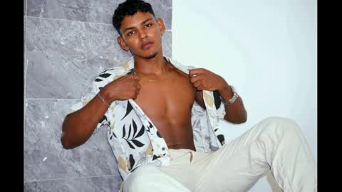 Hugo Cano online show from October 2025 08:05:02 PM