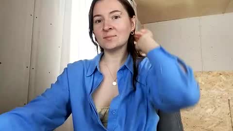 HumpyGrey online show from November 2025 08:20:02 AM