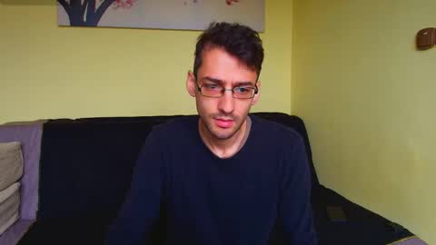 Snapshot of hungeddy chatting on October 2025 09:28:02 AM Eddy online show from October 2025 09:28:02 AM