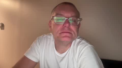 AARON online show from November 2025 02:43:01 AM