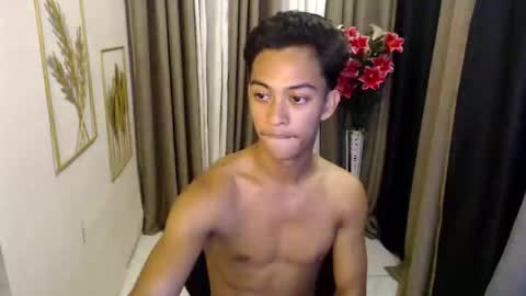 Snapshot of hunk_edward chatting on April 2026 06:29:02 AM hunk_edward online show from April 2026 06:29:02 AM