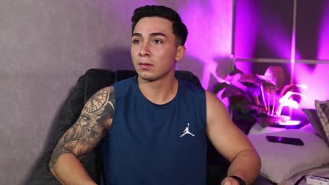 hunk_ryan online show from October 2025 12:13:02 PM