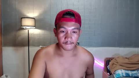 hunkylloyd online show from February 2026 06:40:02 AM