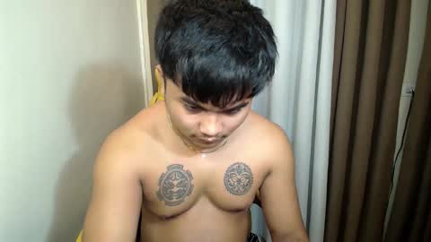 hunkyzeus online show from June 2026 04:35:02 PM