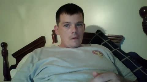 huntdog1221 online show from June 2026 02:38:01 AM
