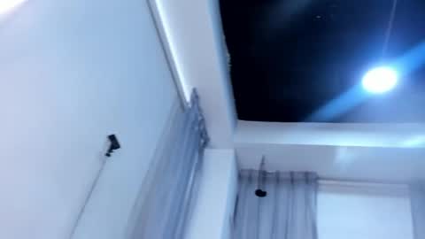 hunterheat_ online show from April 2026 01:05:02 PM