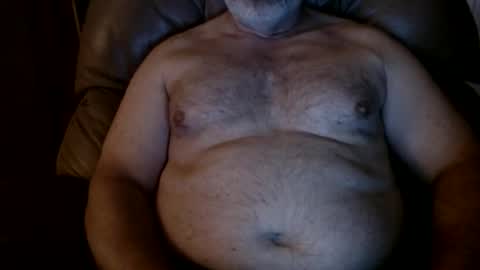 Snapshot of huntermark1 chatting on May 2026 02:42:01 AM huntermark1 online show from May 2026 02:42:01 AM