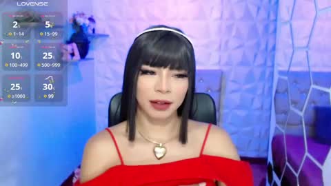 Snapshot of hurremcan_ chatting on February 2025 01:01:01 PM Hurrem online show from February 2025 01:01:01 PM