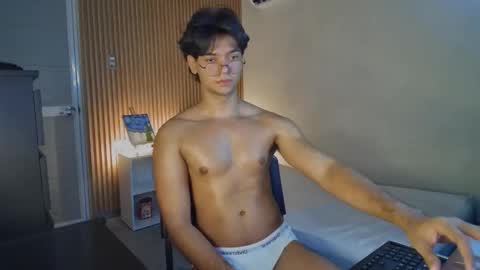 husband_xxx online show from February 2026 05:15:01 AM