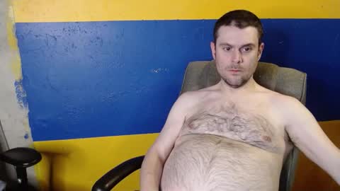Snapshot of huskyguy chatting on January 2025 05:23:02 AM Huskyguy online show from January 2025 05:23:02 AM