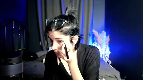 Hyeon Jin online show from March 2025 10:57:01 AM