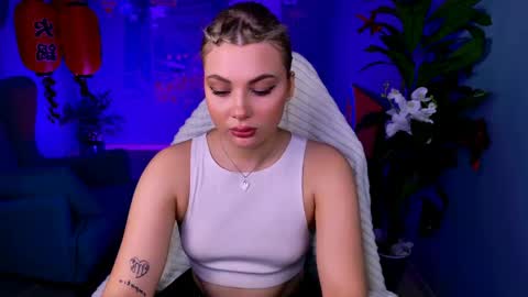 hyileyclark online show from April 2026 09:52:01 AM