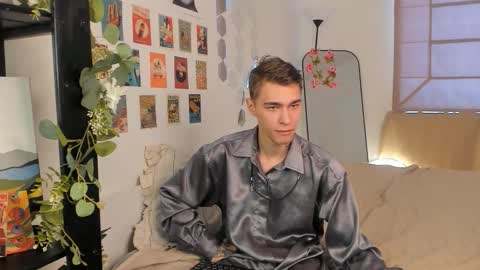 hyper_muse online show from March 2026 11:58:01 AM