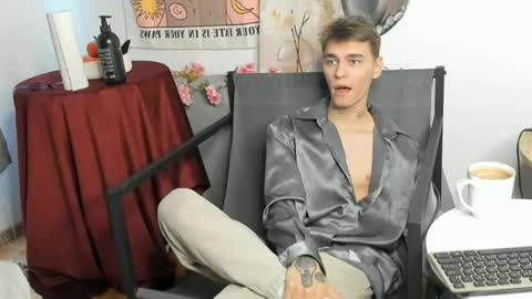 hyper_muse online show from March 2026 12:05:01 PM