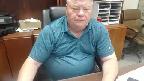 Snapshot of hypnotizing4u chatting on April 2026 03:07:01 PM hypnotizing4u online show from April 2026 03:07:01 PM