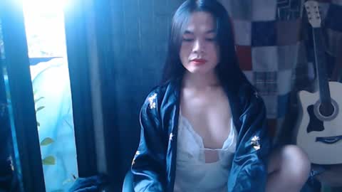 Snapshot of i_am_asian90 chatting on December 2024 09:48:01 PM Kim online show from December 2024 09:48:01 PM