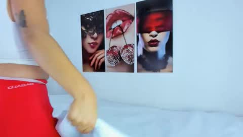 The Dolls online show from December 2025 08:03:01 PM