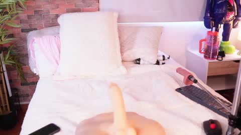 Lucy online show from January 2025 03:49:01 PM