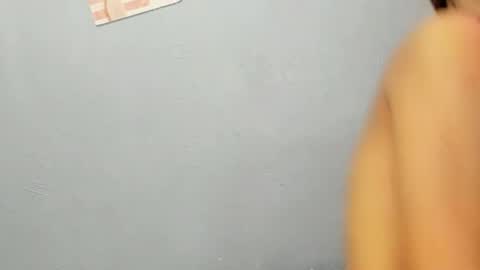 Snapshot of i_can_do_both chatting on October 2025 06:02:02 AM jek online show from October 2025 06:02:02 AM