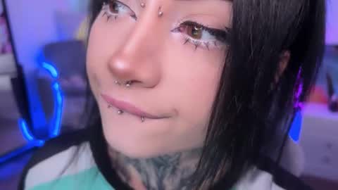 Snapshot of i_died_again chatting on September 2025 09:35:02 AM Asya online show from September 2025 09:35:02 AM