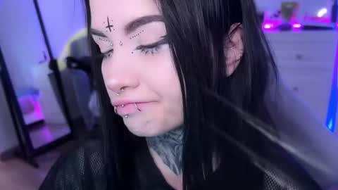 Snapshot of i_died_again chatting on October 2025 09:59:01 AM Asya online show from October 2025 09:59:01 AM