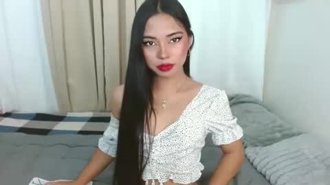 Snapshot of i_dont_bite69 chatting on May 2026 12:22:02 PM 25tks and HIT ME UP OR GET ONE OF MY SOCIALS online show from May 2026 12:22:02 PM
