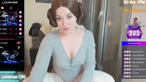 Olivia Alafolix- Fr--je parle fr -en online show from November 2025 11:33:01 AM