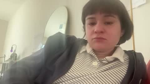 Olive online show from February 2026 09:07:01 PM