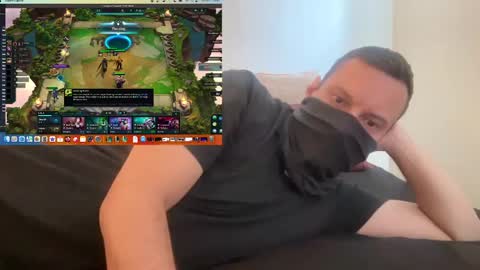 i o ro online show from December 2024 09:48:01 PM