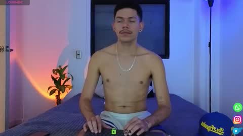 Snapshot of iam_angelxxx chatting on January 2026 01:44:02 AM Angel online show from January 2026 01:44:02 AM