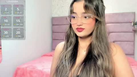 iam_lina online show from March 2026 11:10:01 AM