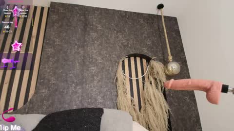 salome online show from April 2026 08:09:01 PM