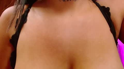 Salo  online show from December 2025 09:50:02 AM