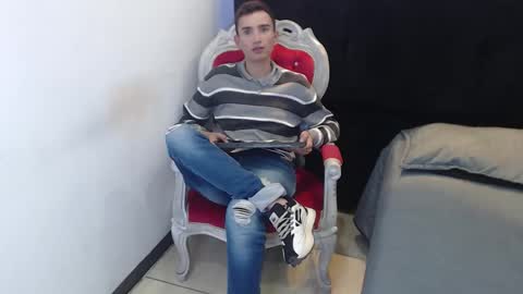 Iam Smith  online show from January 2026 12:10:02 PM