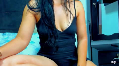 iam_your_fantasy online show from November 2025 09:03:02 PM