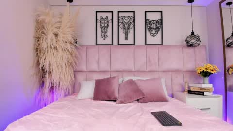 iam_yuls online show from April 2026 03:17:02 AM