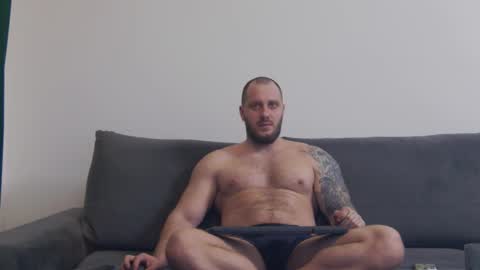 claudeloflex onlyfans online show from February 2026 09:35:01 PM
