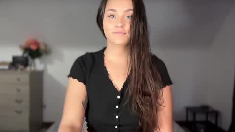 Snapshot of iamcrystalann chatting on September 2025 04:10:02 PM Crystal online show from September 2025 04:10:02 PM