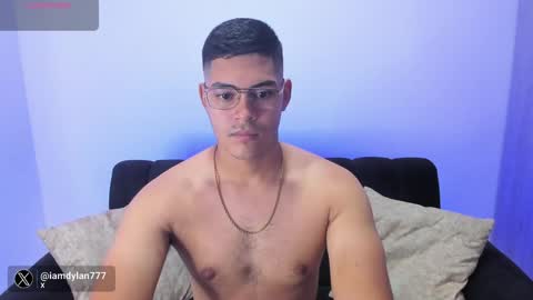 Snapshot of iamdylan777 chatting on January 2025 02:10:01 PM Dylan independent model online show from January 2025 02:10:01 PM
