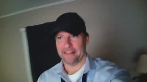 Snapshot of iamhereandnow chatting on March 2025 12:37:02 AM iamhereandnow online show from March 2025 12:37:02 AM