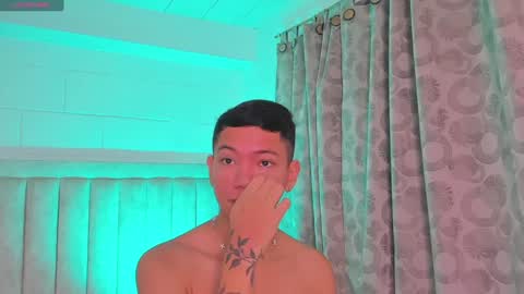 Juliiiiian online show from January 2025 11:00:01 AM