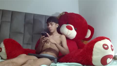 iammaik online show from March 2025 11:44:02 AM