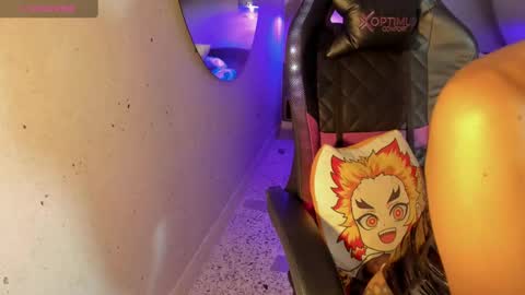 Snapshot of iamnayuta chatting on September 2025 09:47:02 PM Nayuta online show from September 2025 09:47:02 PM