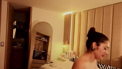 Nyxy online show from February 2026 11:06:02 AM